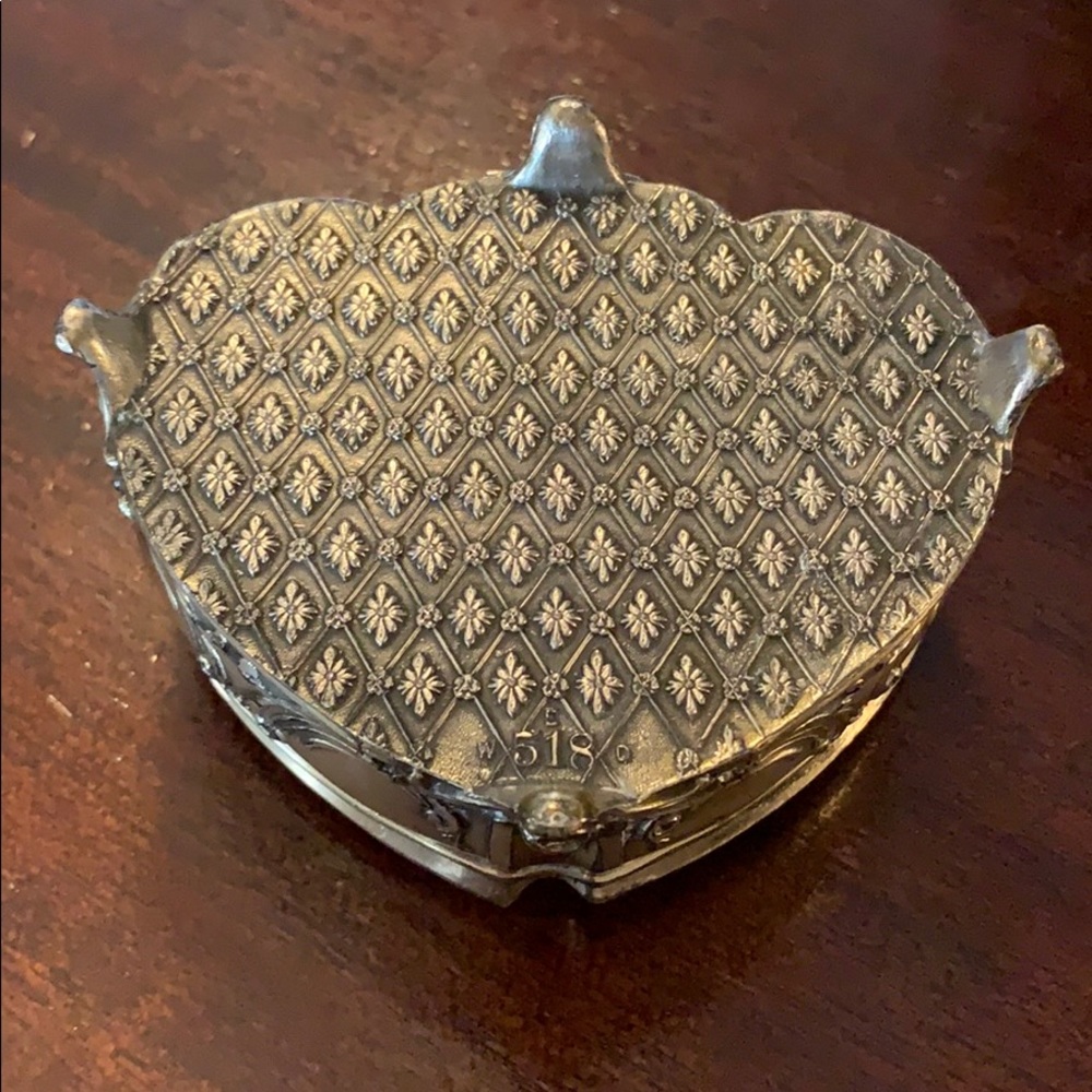 Trinket Box Embossed. - Picture 5 of 5